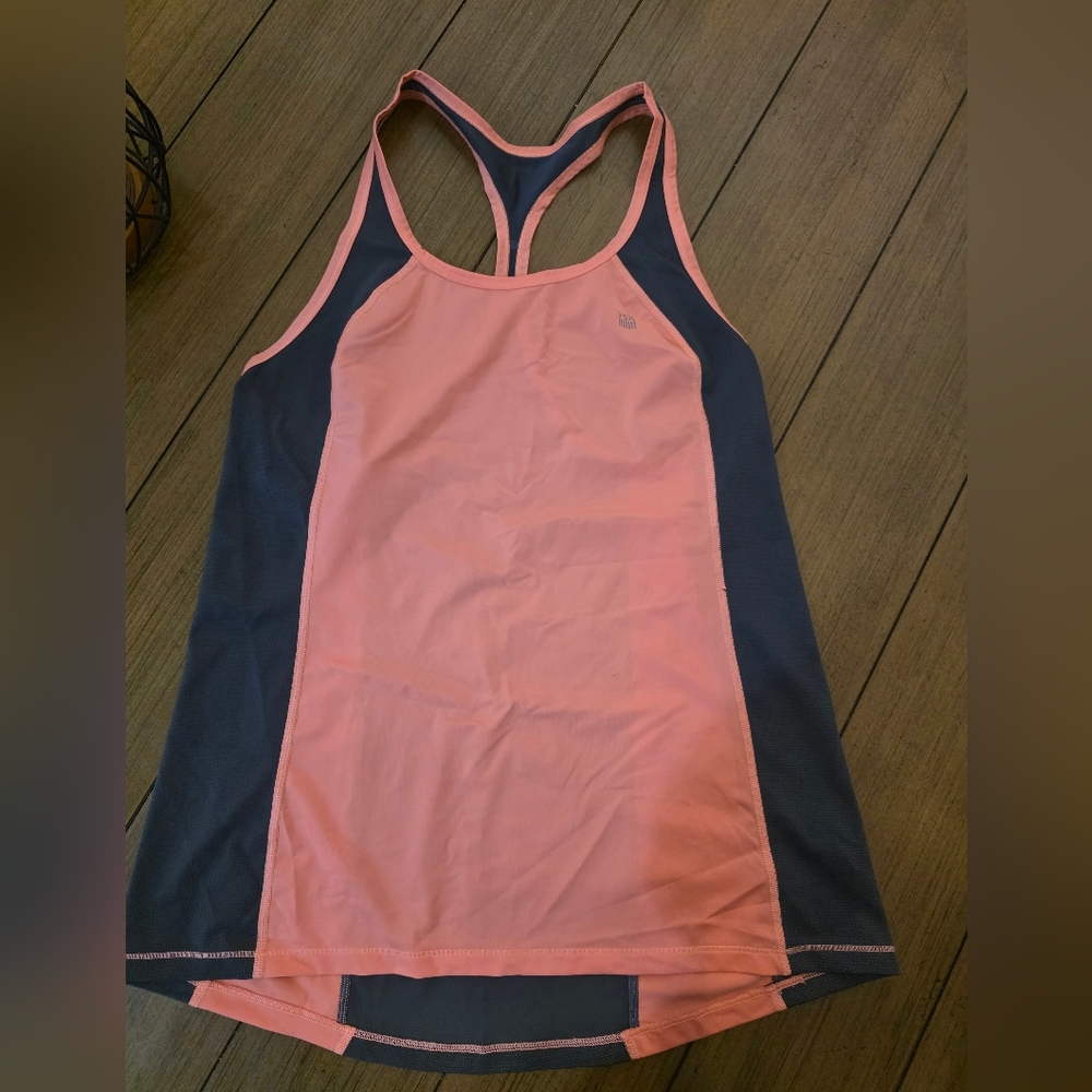 VICTORIA SPORT VSX Racerback Athletic Tank Top ** Medium ** EUC !!!